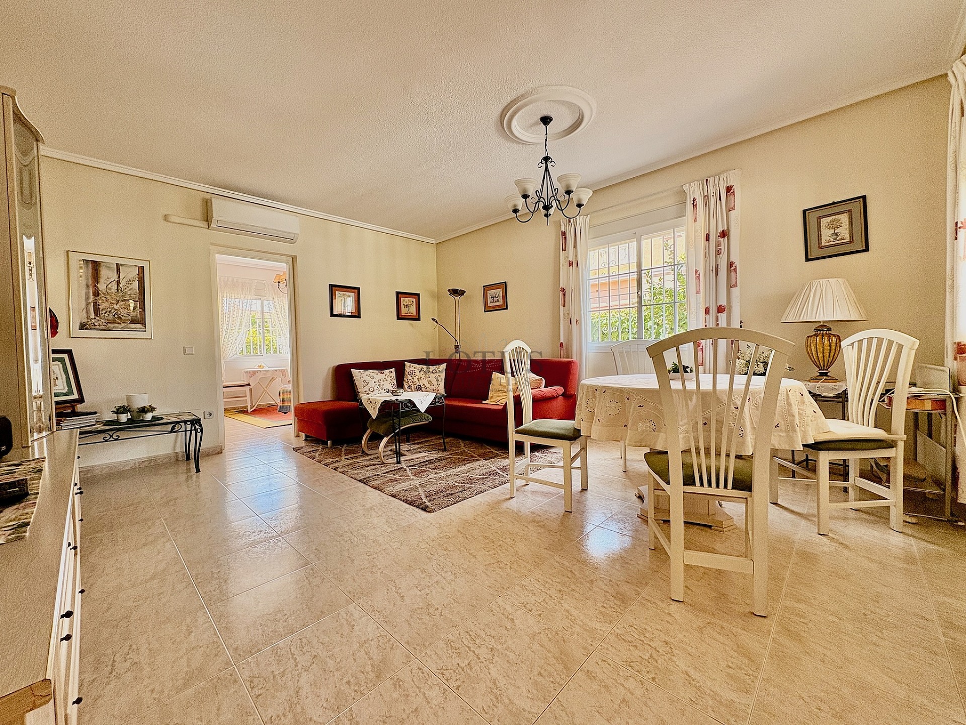 Beautiful 3 bedroom townhouse in Residencial Fortuna – Doña Pepa - Lotus Properties