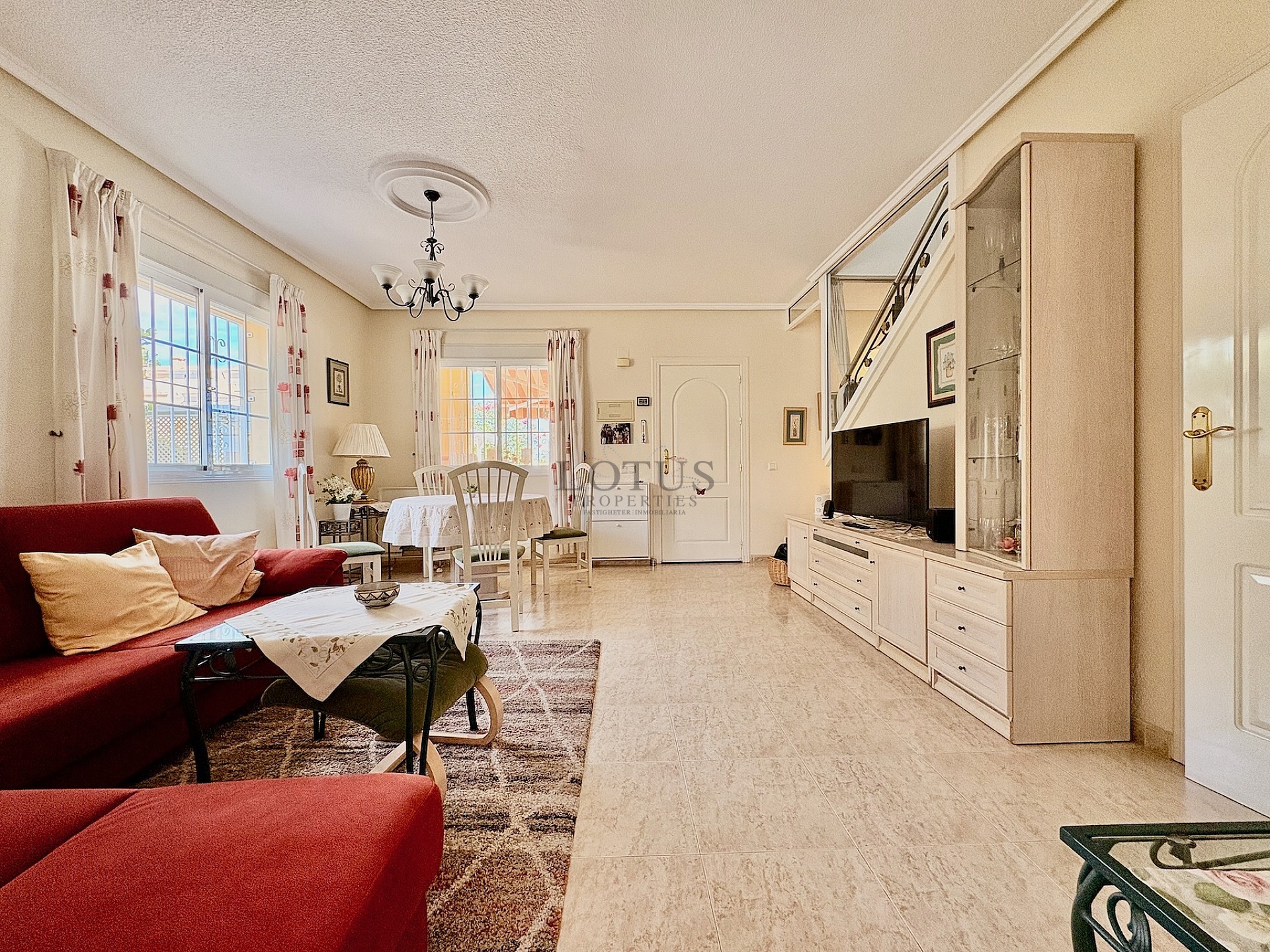 Beautiful 3 bedroom townhouse in Residencial Fortuna – Doña Pepa - Lotus Properties