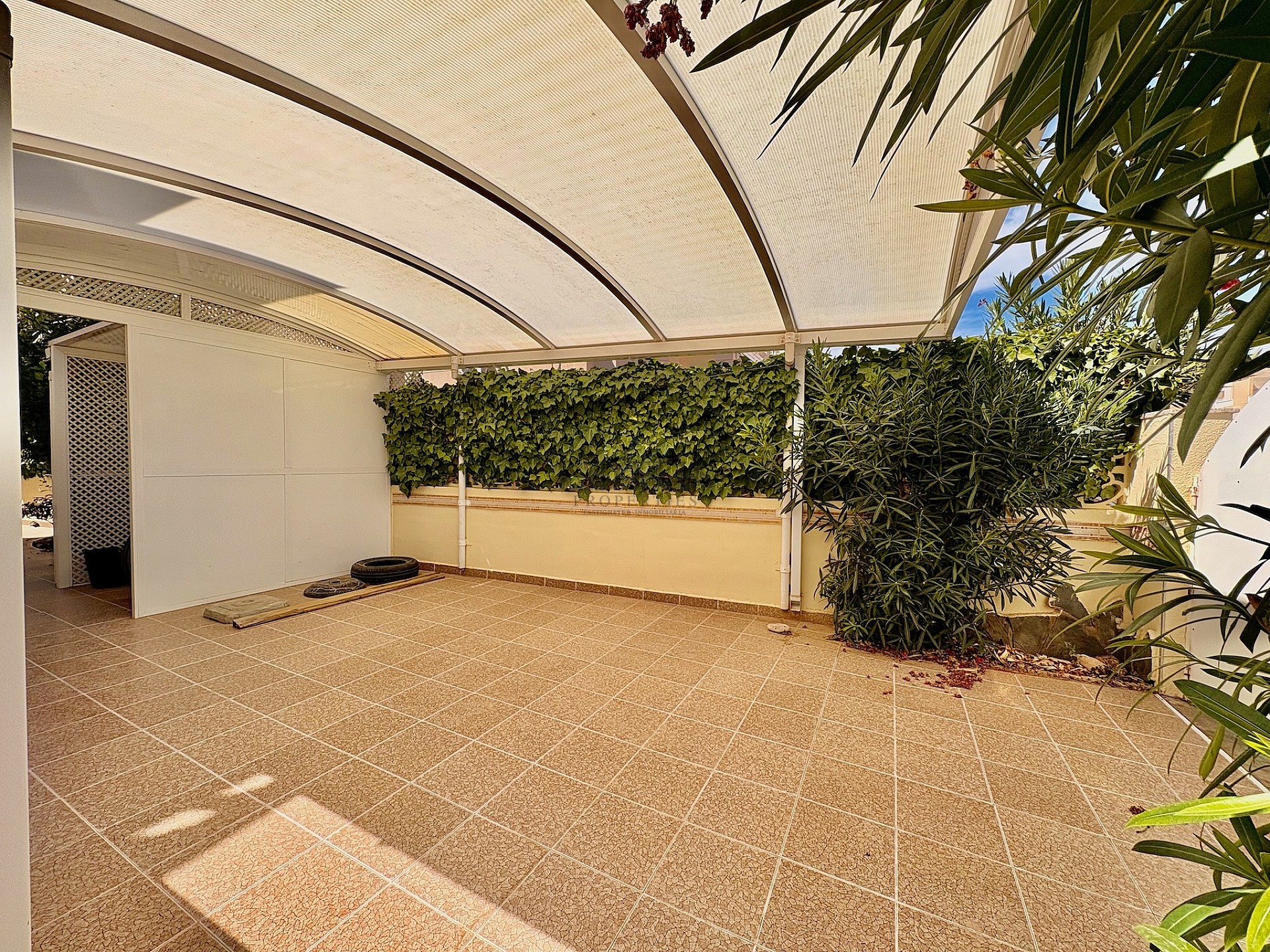 Beautiful 3 bedroom townhouse in Residencial Fortuna – Doña Pepa - Lotus Properties