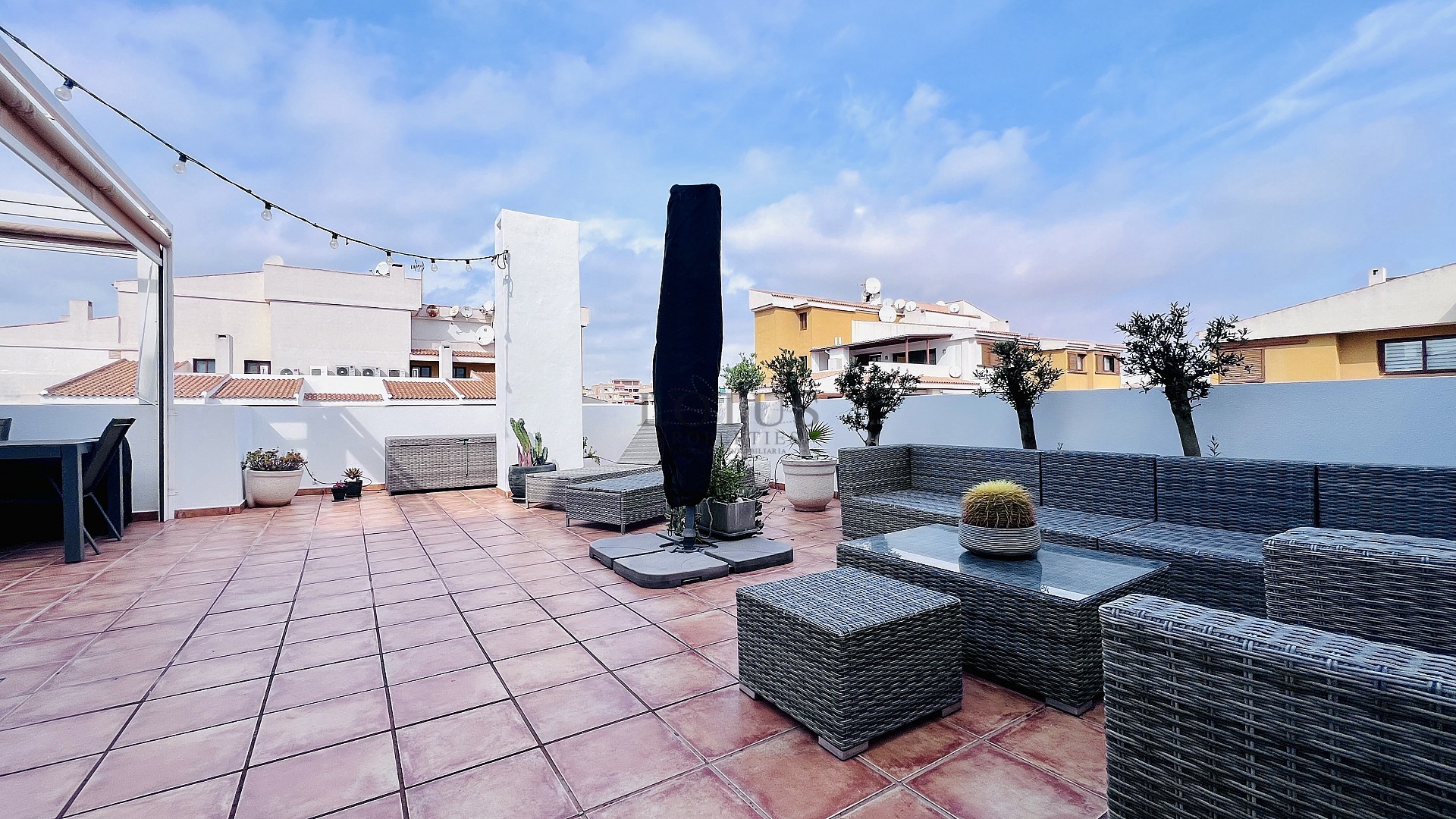 Fantastisk takvåning i La Entrada, Punta Prima - Lotus Properties