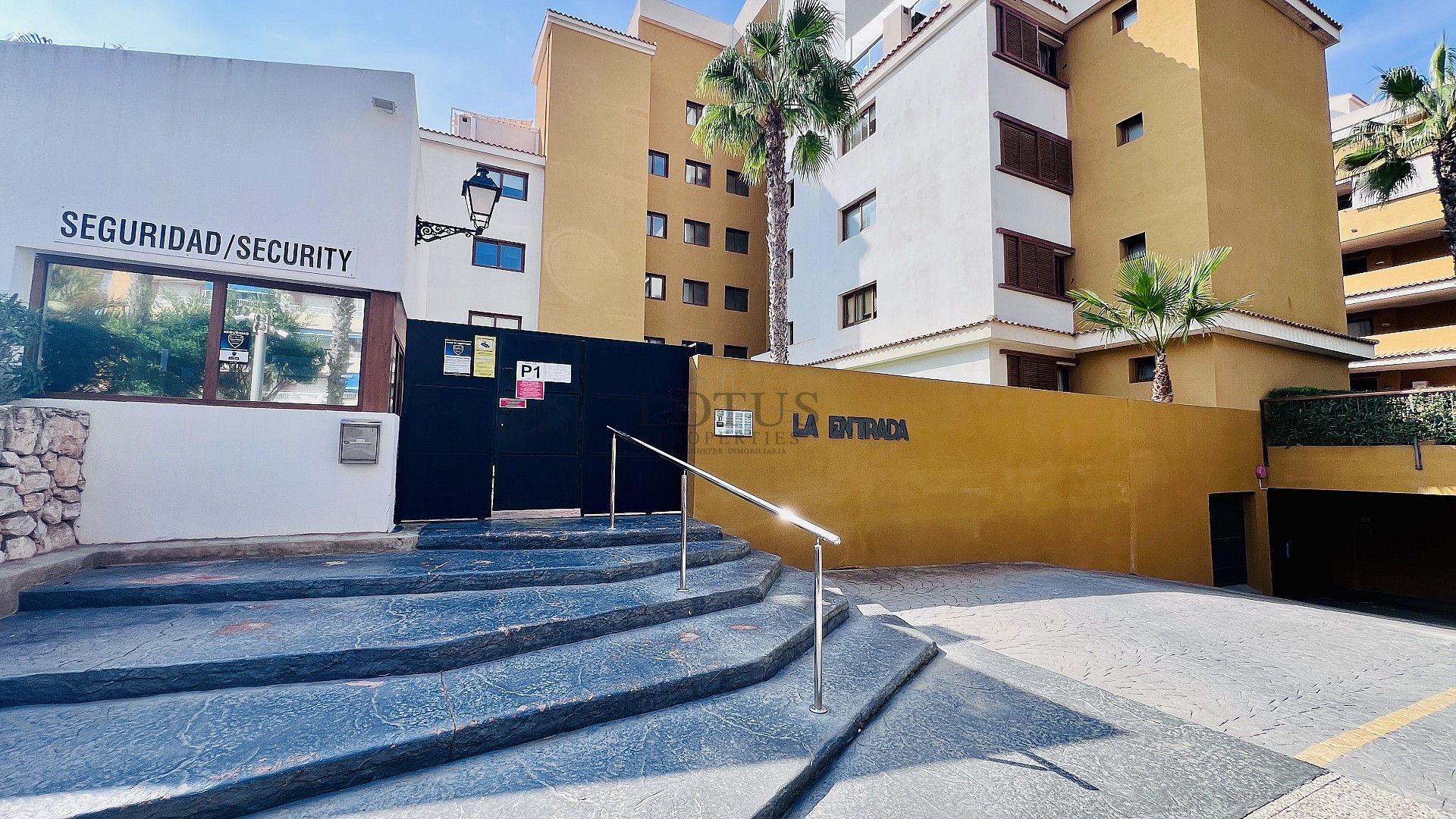 Fantastisk takvåning i La Entrada, Punta Prima - Lotus Properties