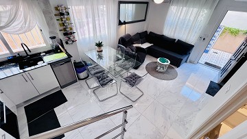 Totalrenoverat radhus endast 100 meter från stranden – La Mata, Torrevieja - Lotus Properties