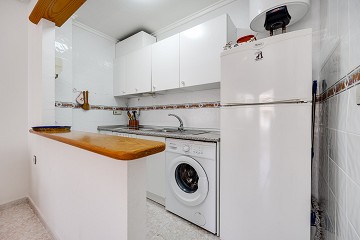 Charmig bungalow på översta våningen, endast 800 meter från stranden - Lotus Properties