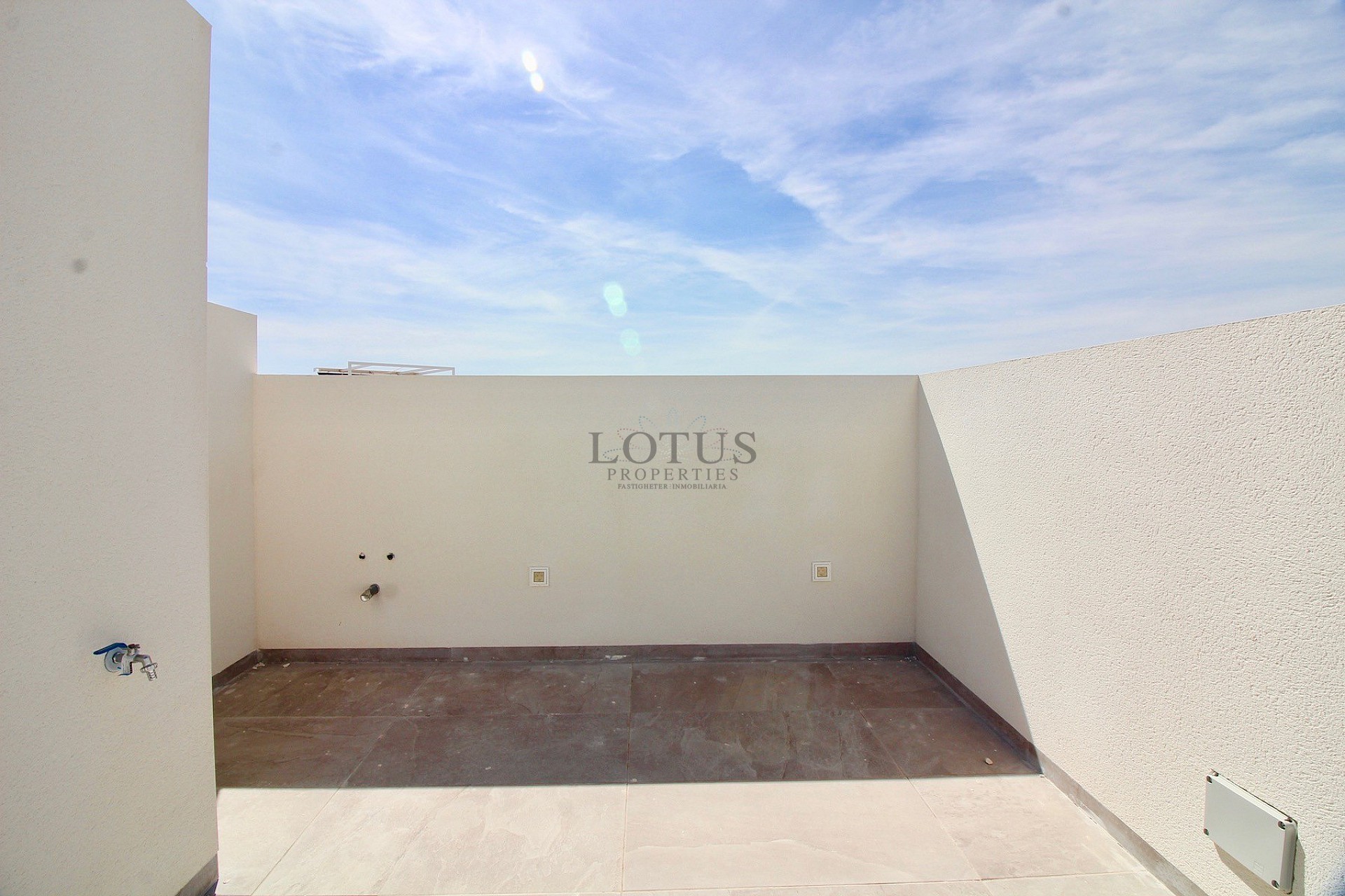 Ground floors with 3 bedrooms - Los Balcones - Lotus Properties