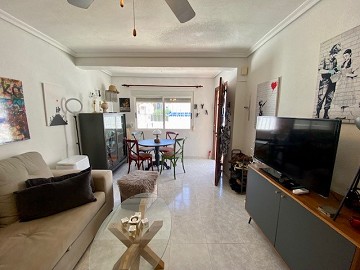 Mysig markplanslägenhet endast 500 Meter till La Mata stranden! - Lotus Properties