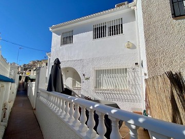 Mysig markplanslägenhet endast 500 Meter till La Mata stranden! - Lotus Properties