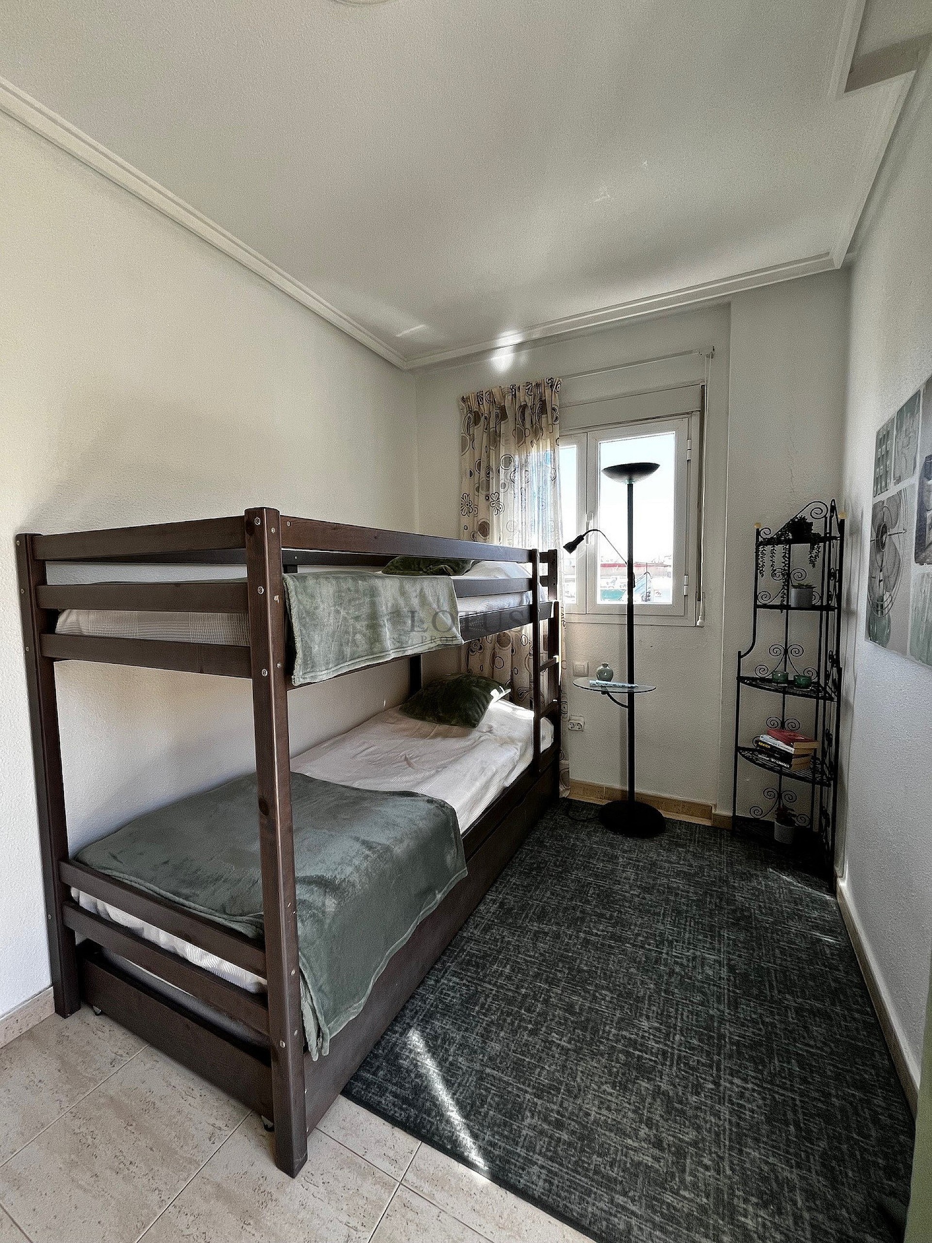 South facing topfloor bungalow with large terrace near Torrevieja City Centre - Lotus Properties