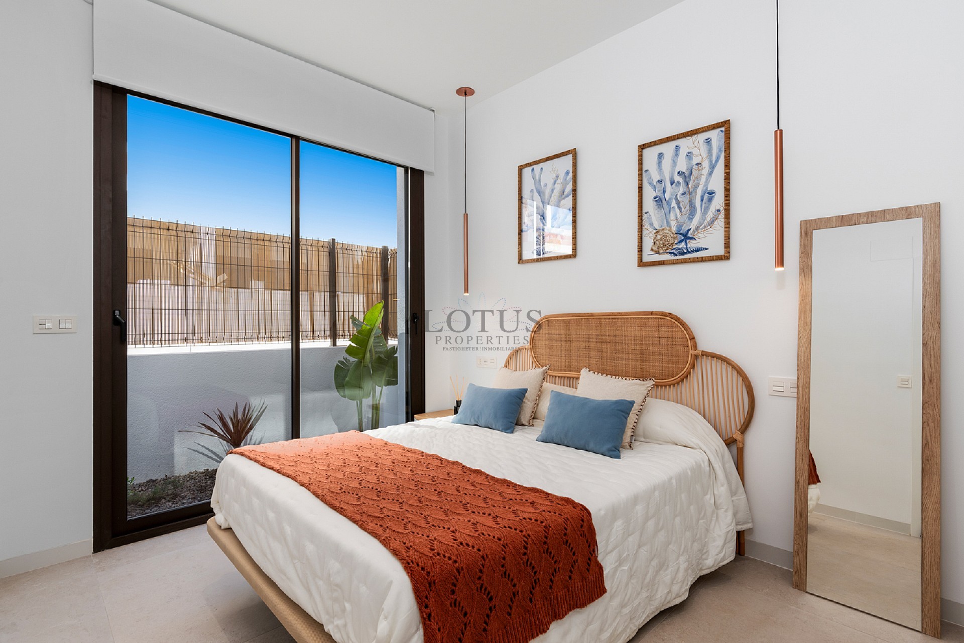 NEW PROJECT WITH VILLAS AND APARTMENTS - Lotus Properties