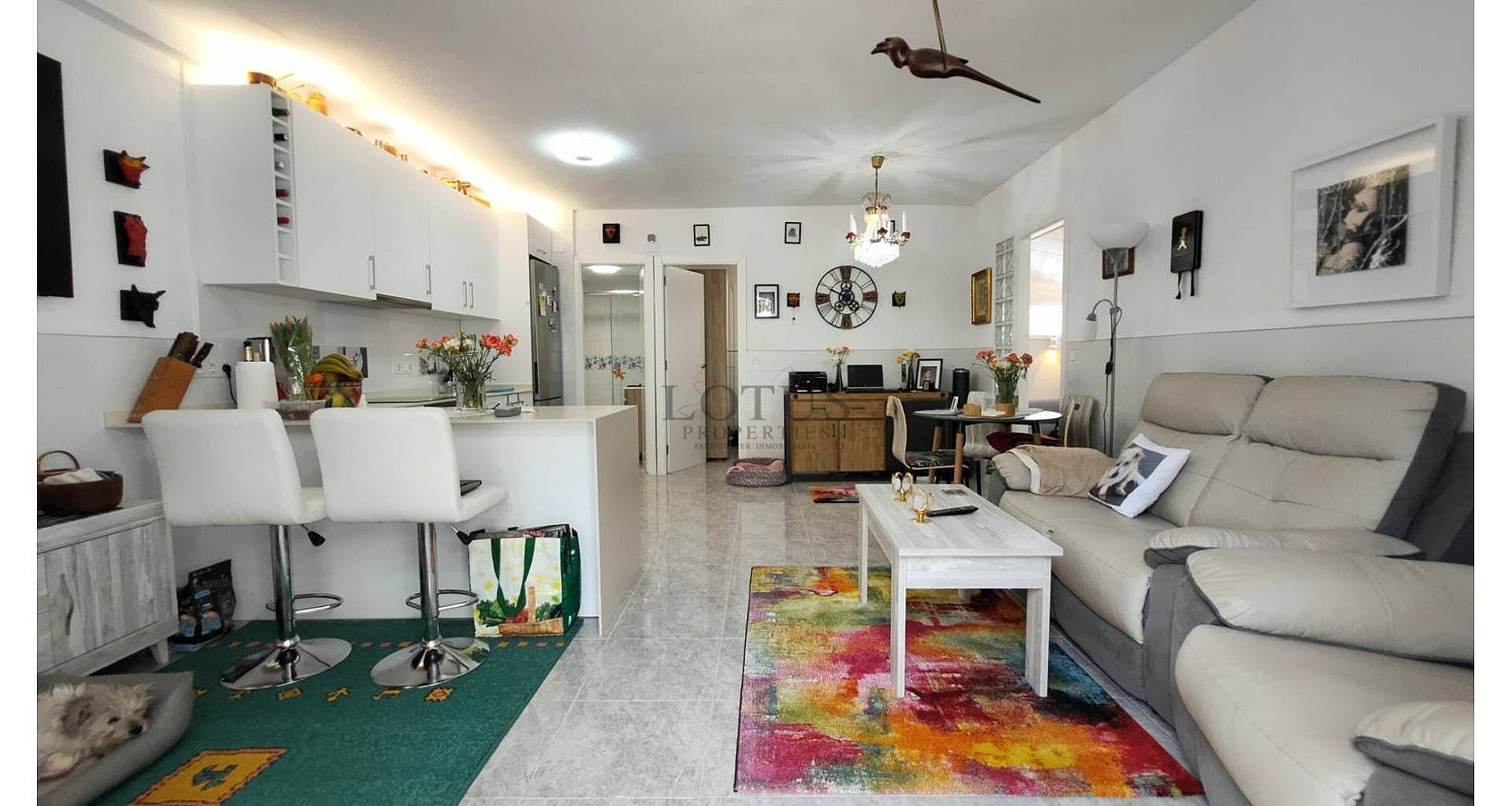 Renoverad modern bungalow i Nueva Torrevieja - Lotus Properties