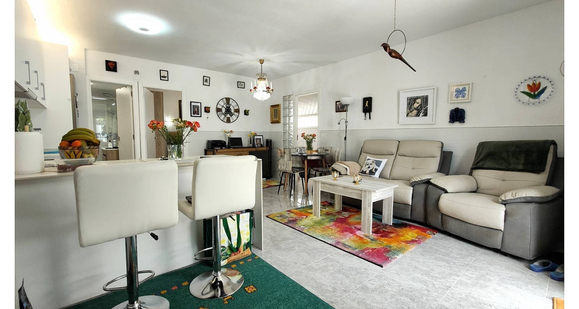 Renoverad modern bungalow i Nueva Torrevieja - Lotus Properties