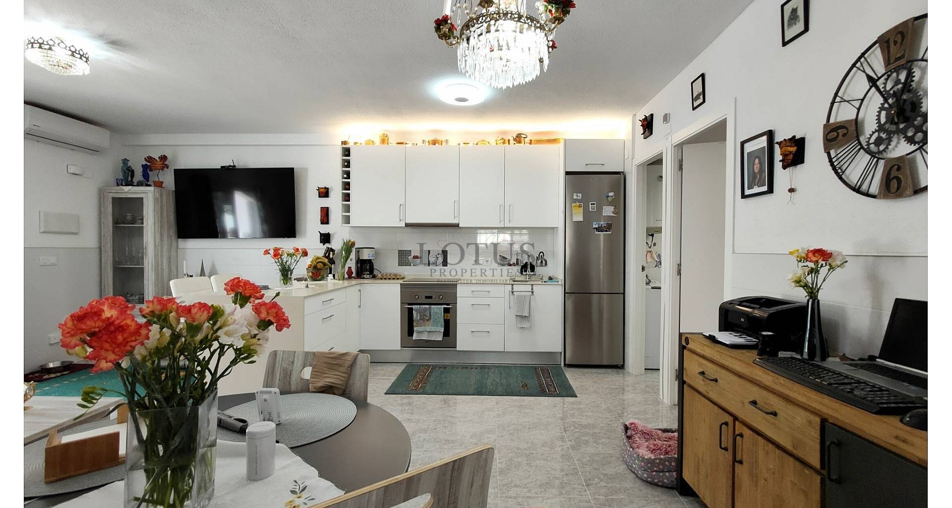 Renoverad modern bungalow i Nueva Torrevieja - Lotus Properties