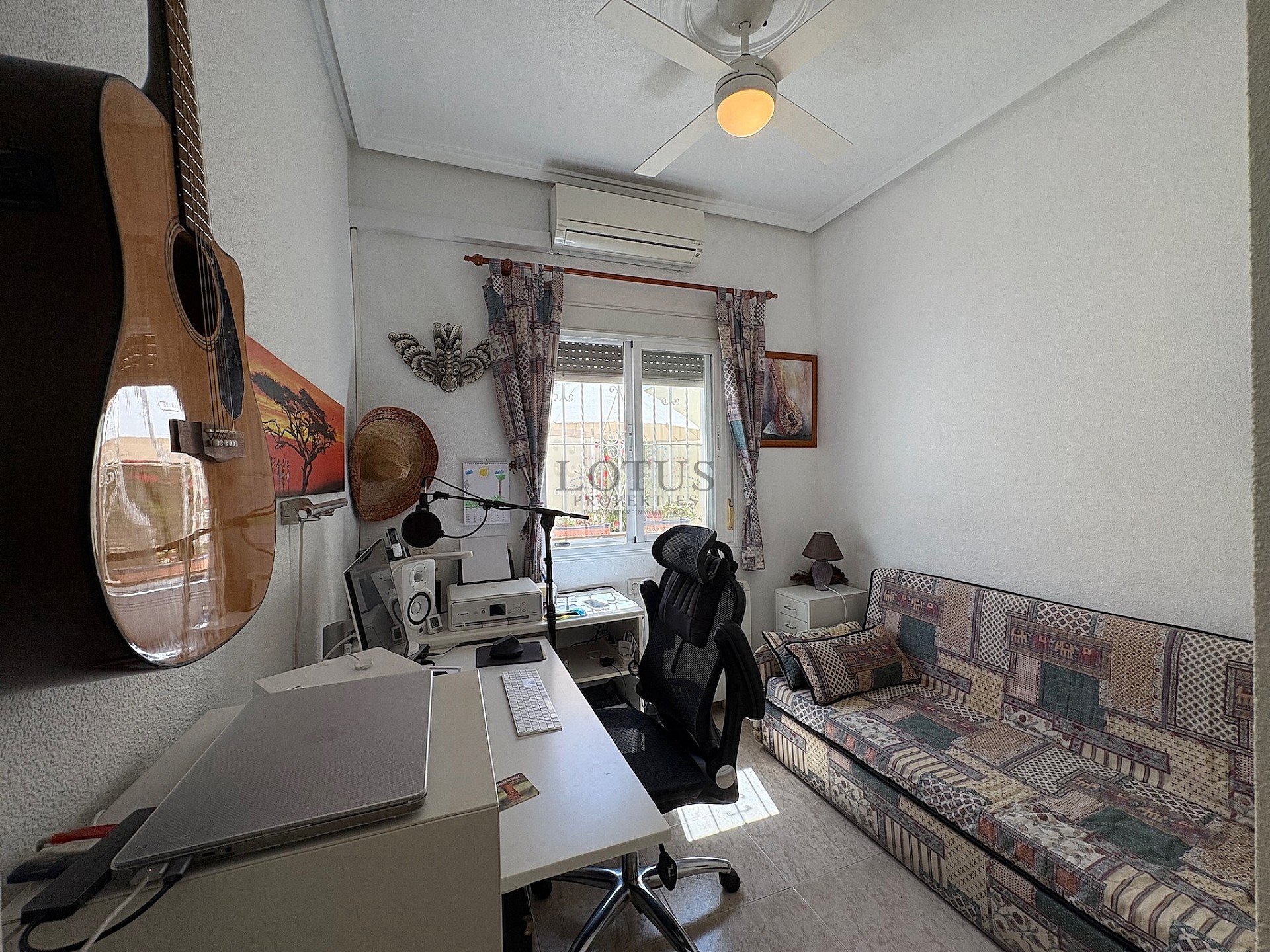 Single-storey semi detached house – Plaza la Fiesta, “Conjunto Romeo” - Lotus Properties