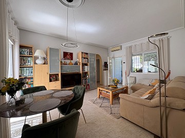 Single-storey semi detached house – Plaza la Fiesta, “Conjunto Romeo” - Lotus Properties