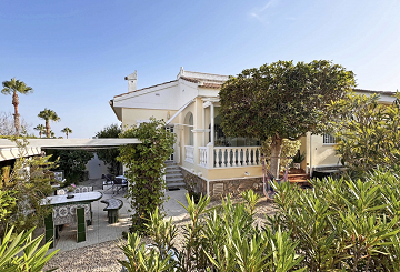 Single-storey semi detached house – Plaza la Fiesta, “Conjunto Romeo” - Lotus Properties