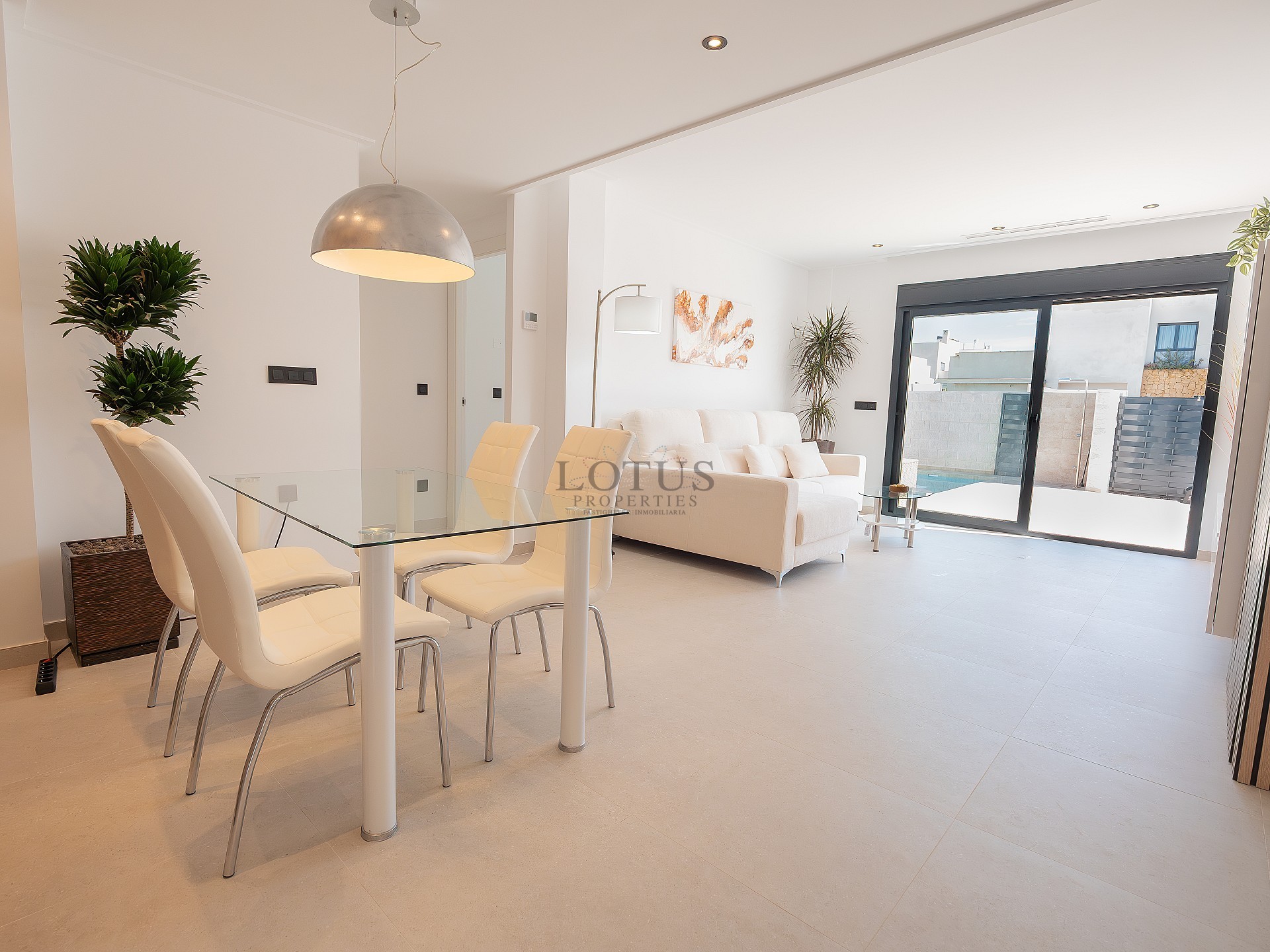 Newly built villas in beautiful Natura Park IV- La Marina with private pool and 3 bedrooms and 2 bathrooms - Lotus Properties