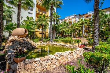 Stor takvåning med 3 sovrum och 2 badrum, havsutsikt, garage och förråd i Aldea del Mar - Lotus Properties