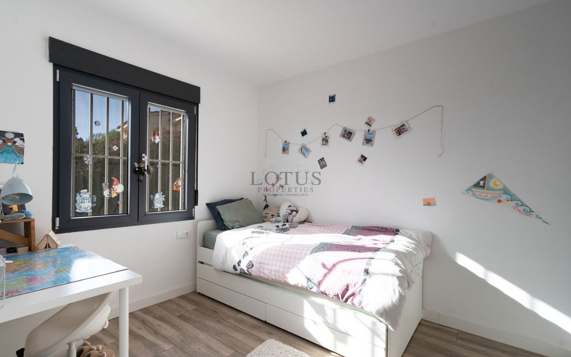 Renovated villa with 5 bedrooms and 3 bathrooms with guest apartment in beautiful Ciudad Quesada with tourist license - Lotus Properties