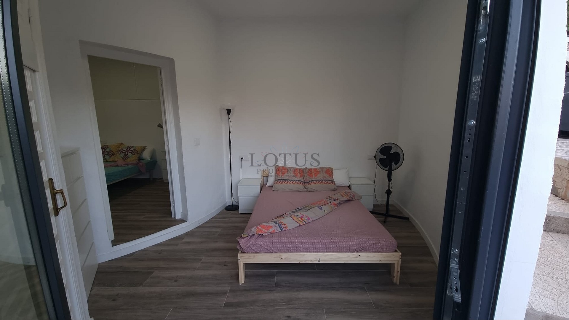 Renovated villa with 5 bedrooms and 3 bathrooms with guest apartment in beautiful Ciudad Quesada with tourist license - Lotus Properties