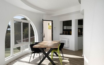 Renovated villa with 5 bedrooms and 3 bathrooms with guest apartment in beautiful Ciudad Quesada with tourist license - Lotus Properties