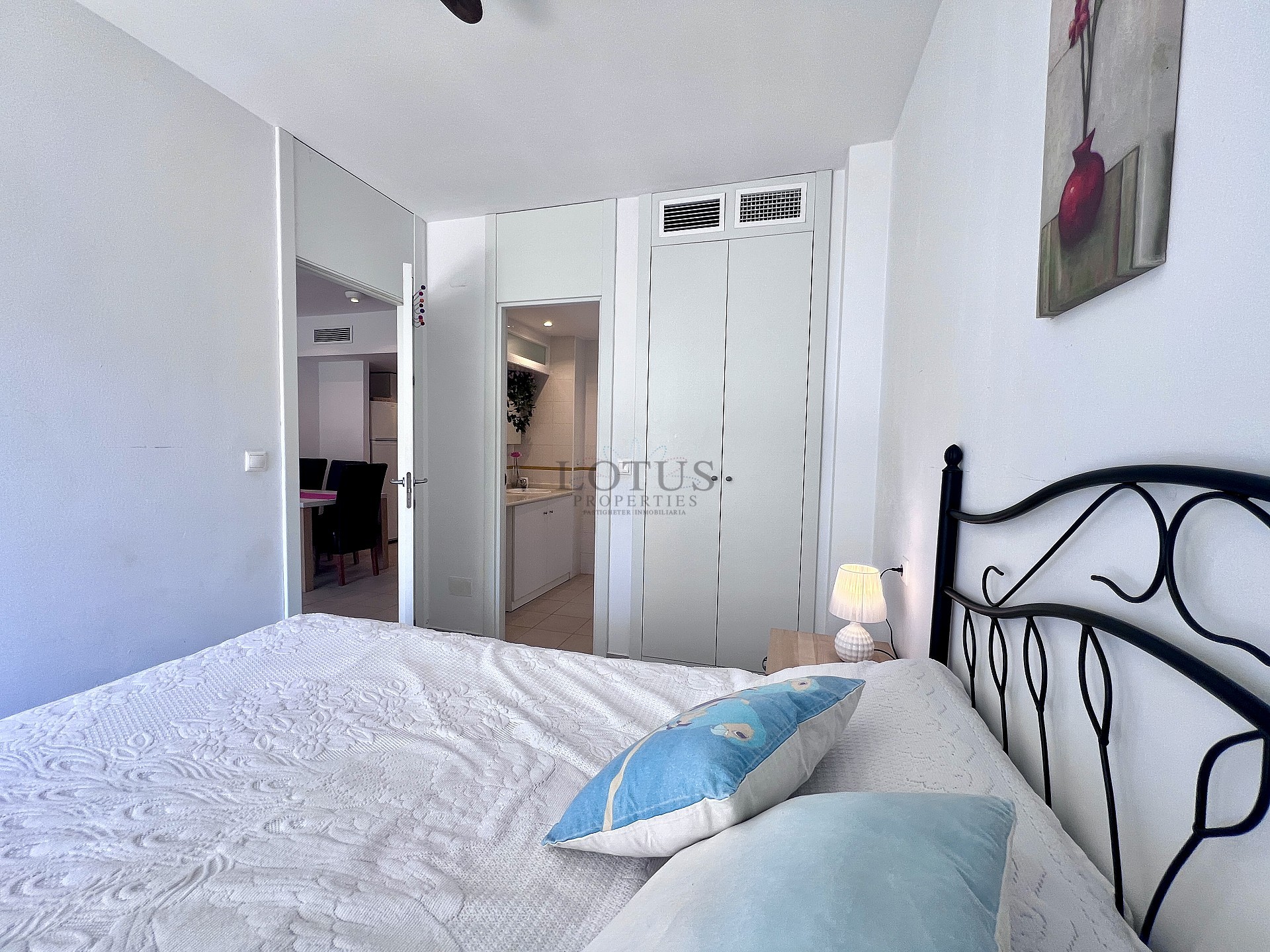 Fantastic opportunity less than 1 km from the Mediterranean Sea! - Lotus Properties