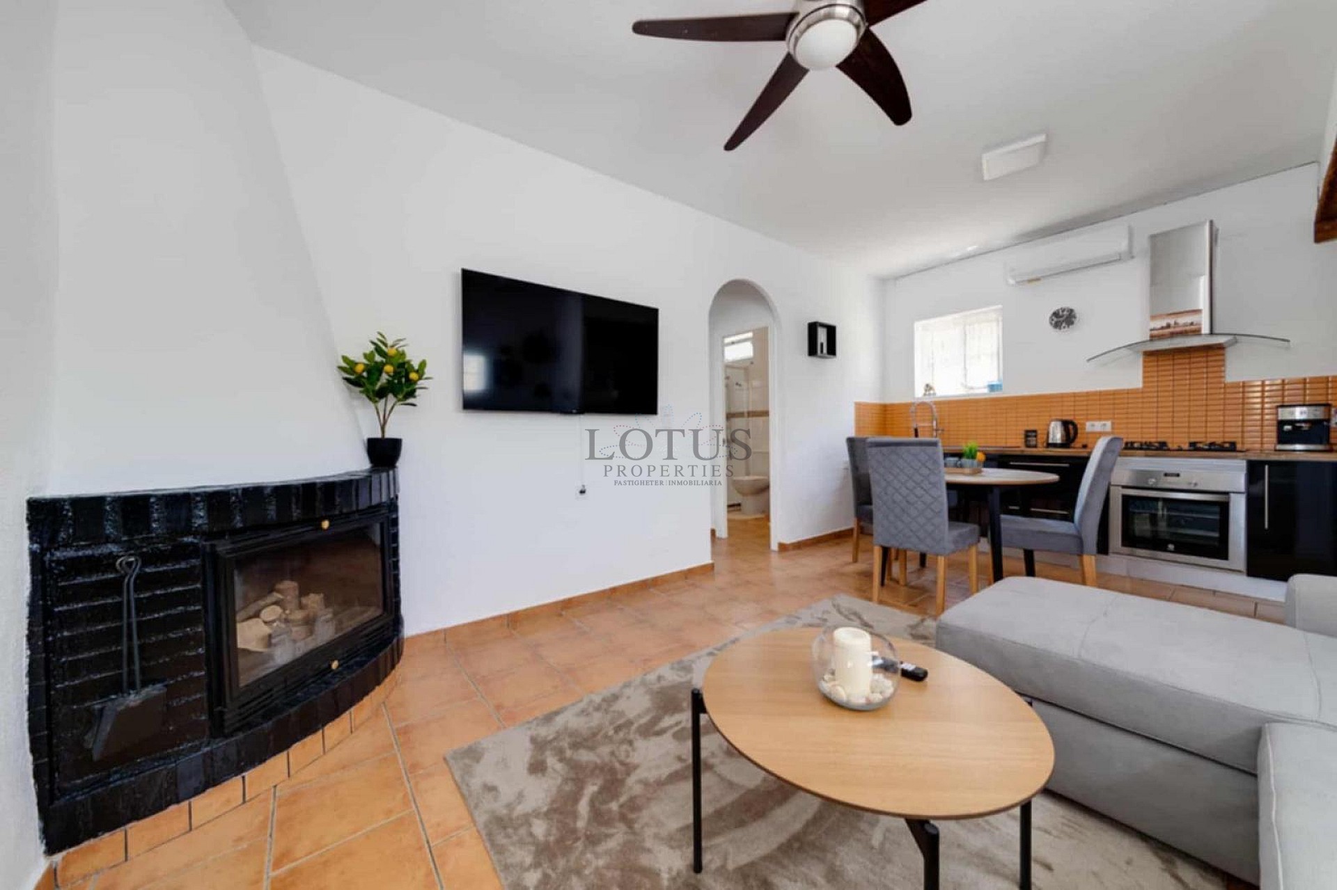 Charming Corner Townhouse with Stunning Roof Terrace and Sea Views in Villamartin - Lotus Properties