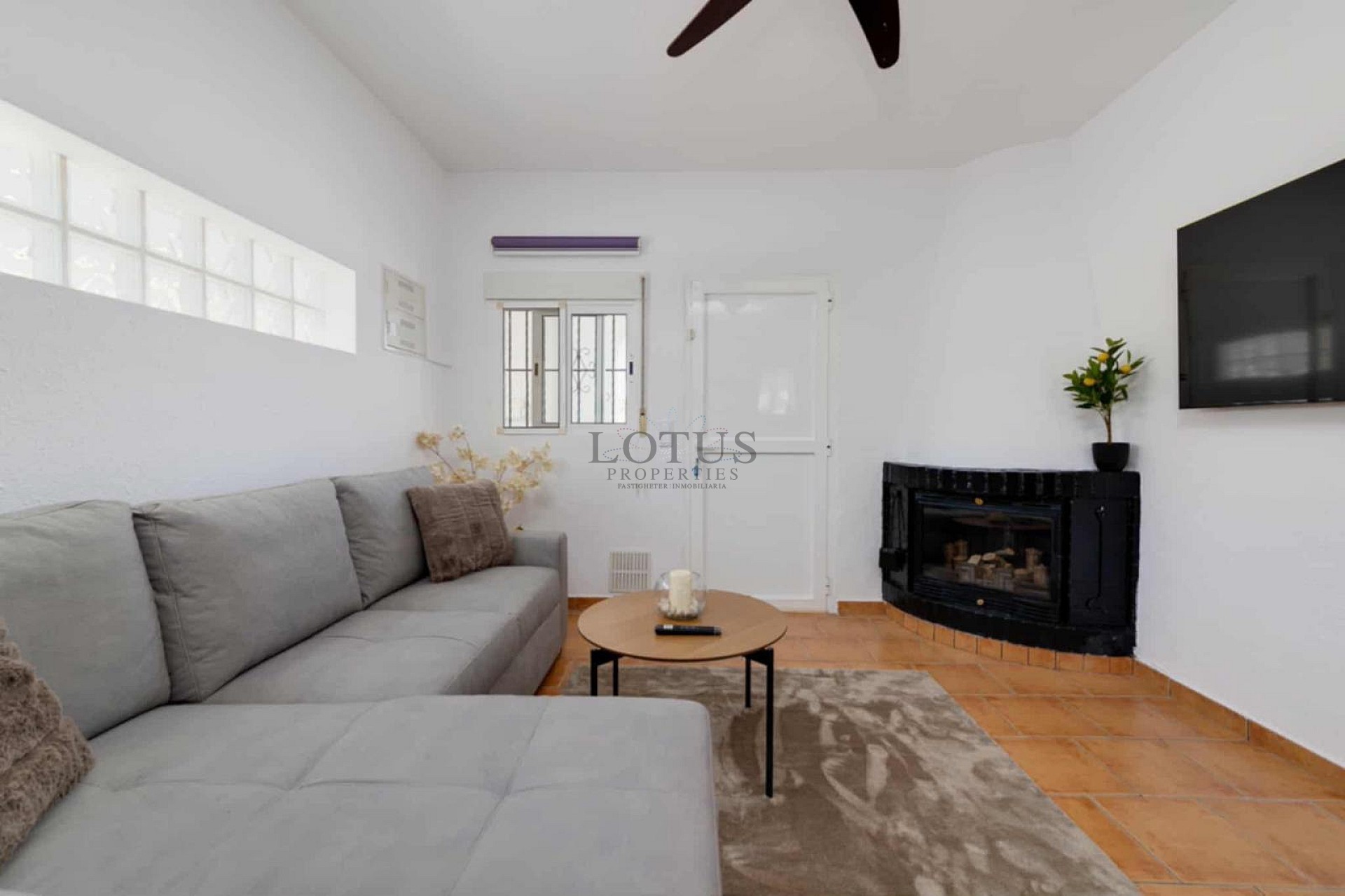 Charming Corner Townhouse with Stunning Roof Terrace and Sea Views in Villamartin - Lotus Properties