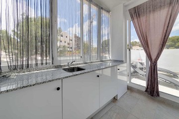 Charming Corner Townhouse with Stunning Roof Terrace and Sea Views in Villamartin - Lotus Properties