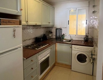 Rymlig lägenhet med 2 sovrum på översta våningen, privat solarium och förråd i Algorfa - Lotus Properties