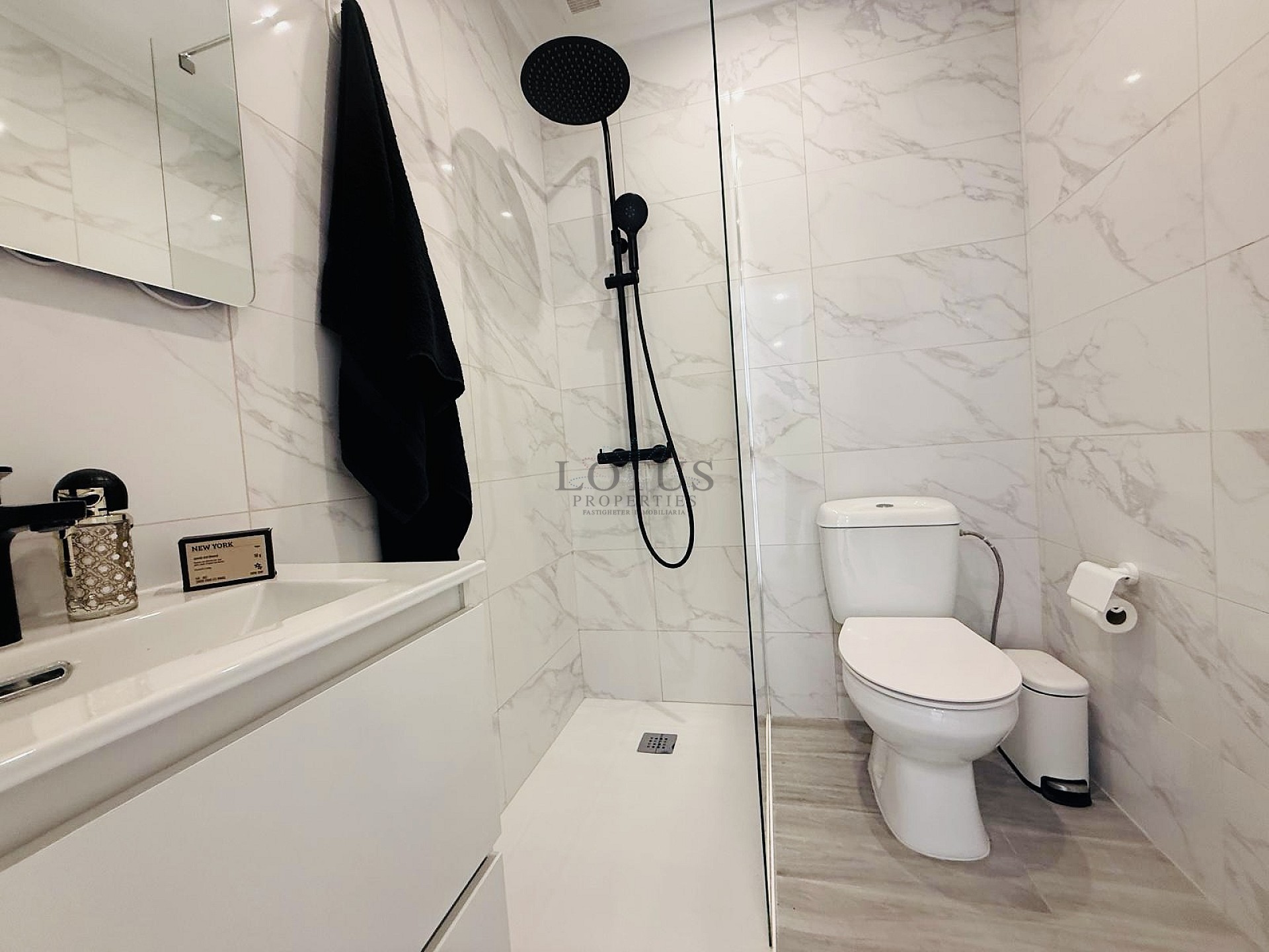 Super fin renoverad markplan i Torreta III med 2 sovrum och stor terrass - Lotus Properties