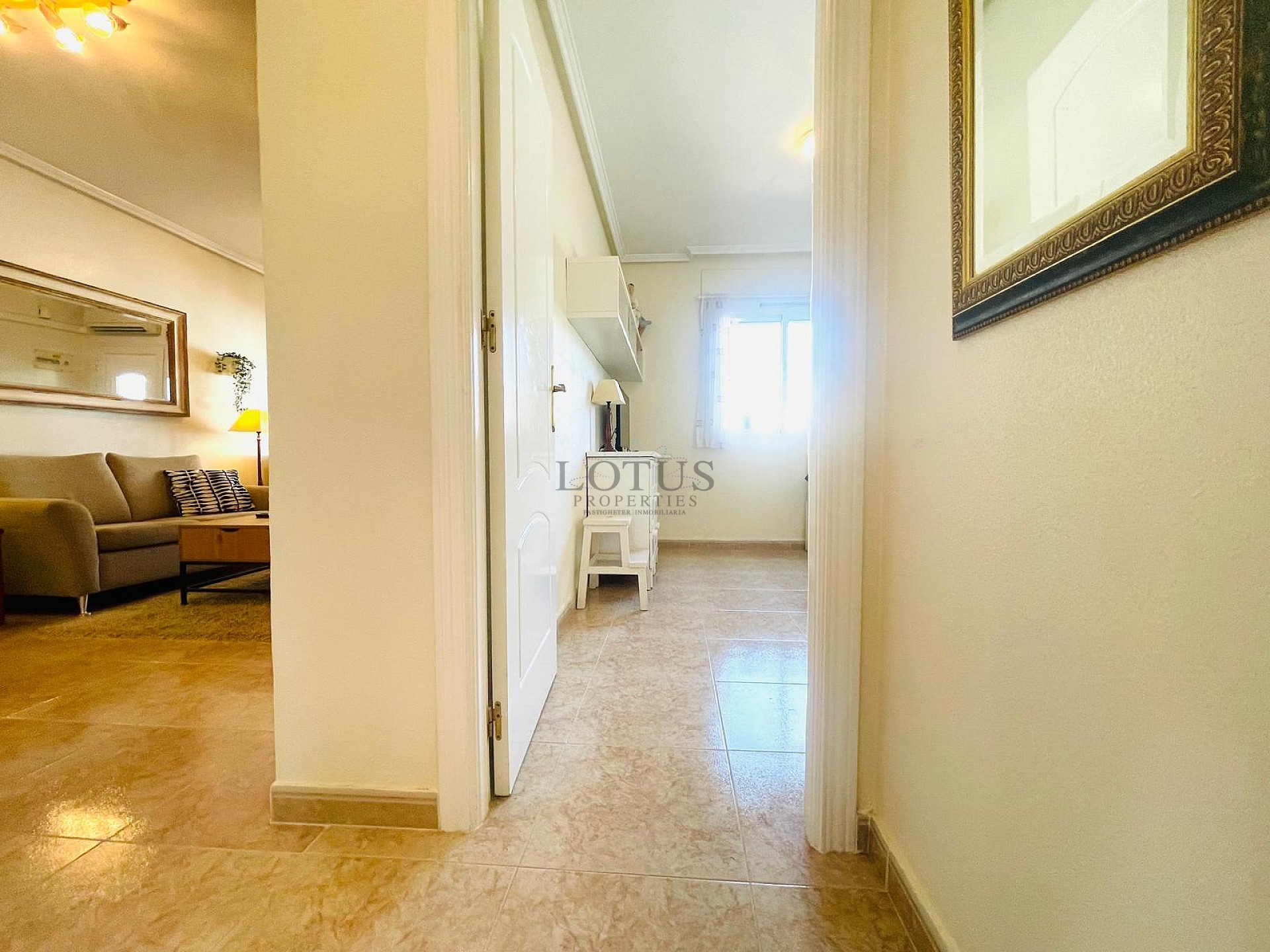 FANTASTISK VÄLSKÖTT OCH SOLIG BOSTAD I RES. ABACAL - AGUAS NUEVAS! - Lotus Properties