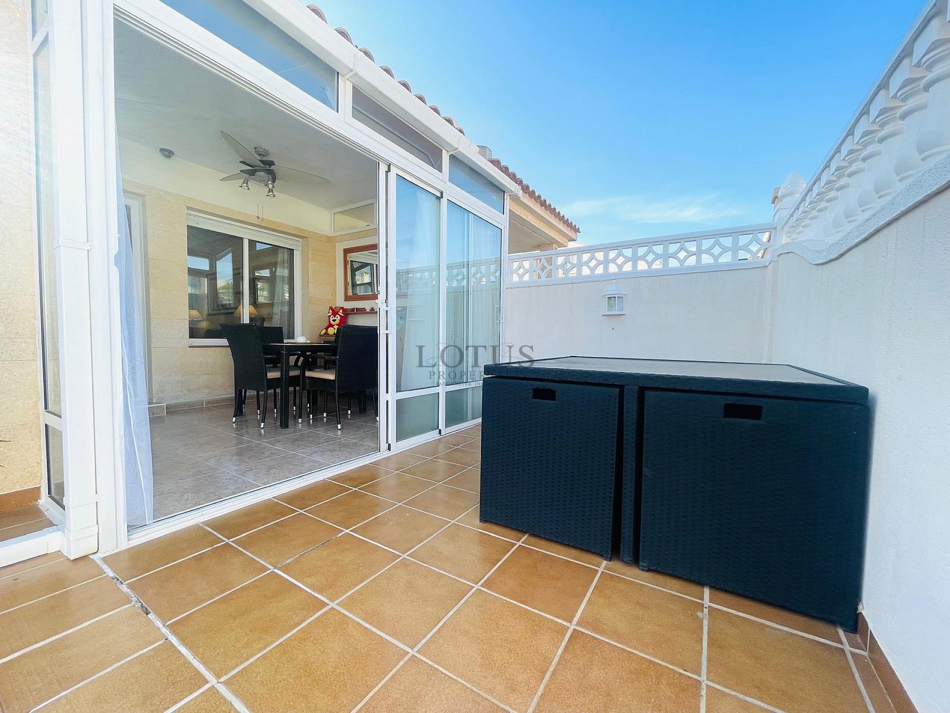 FANTASTISK VÄLSKÖTT OCH SOLIG BOSTAD I RES. ABACAL - AGUAS NUEVAS! - Lotus Properties