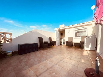 FANTASTISK VÄLSKÖTT OCH SOLIG BOSTAD I RES. ABACAL - AGUAS NUEVAS! - Lotus Properties