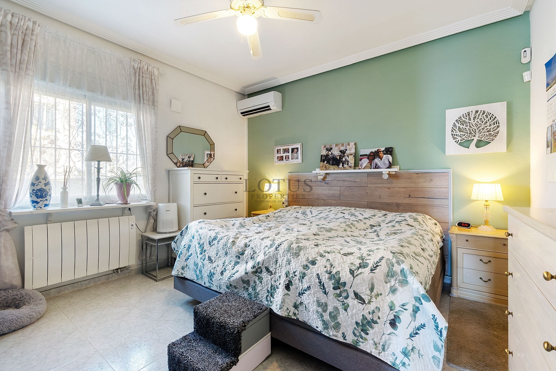 Charmig och välskött villa med 3 sovrum och uppvärmd saltvattenpool - Lotus Properties