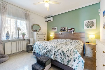 Charmig och välskött villa med 3 sovrum och uppvärmd saltvattenpool - Lotus Properties