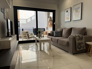 Cozy Ground Floor Bungalow with Modern Amenities in Guardamar del Segura. - Lotus Properties