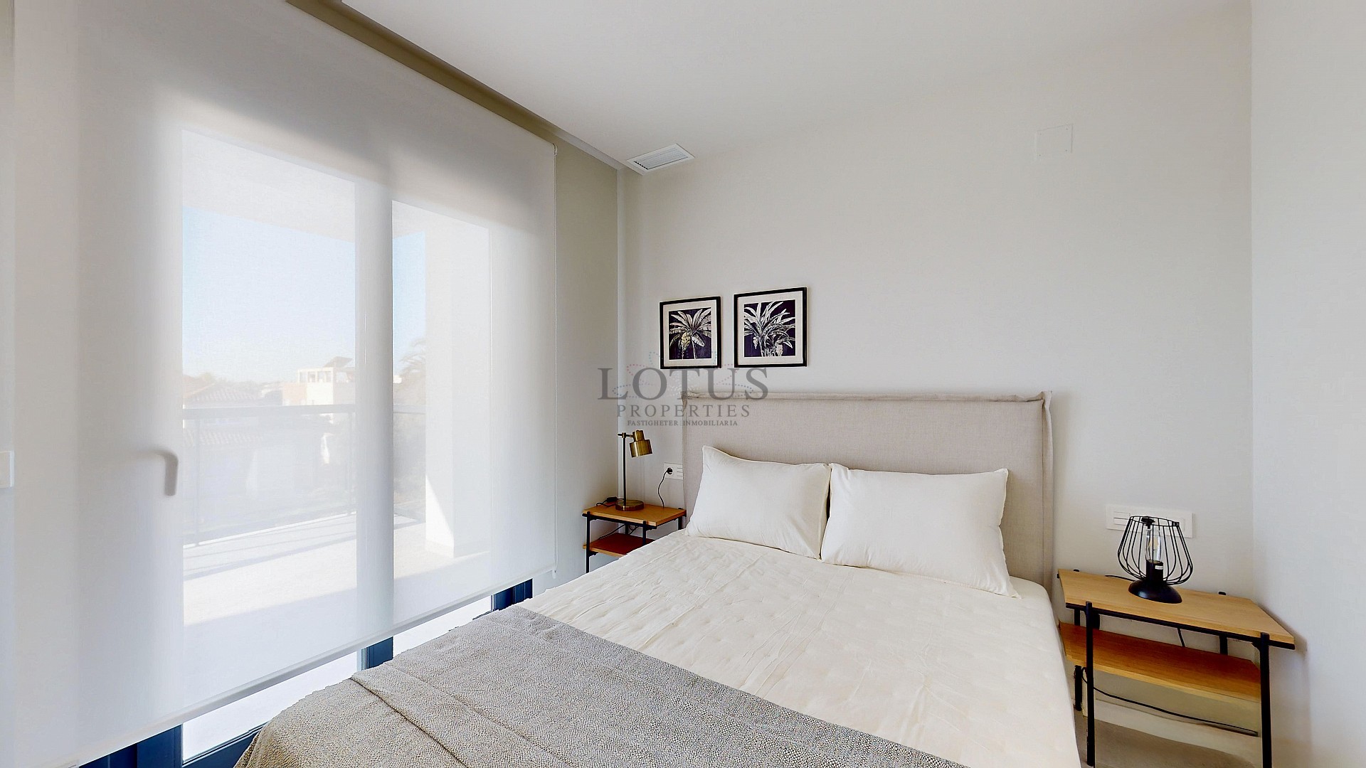 RESIDENCIAL LAGO VARESE - MIL PALMERAS  - Lotus Properties