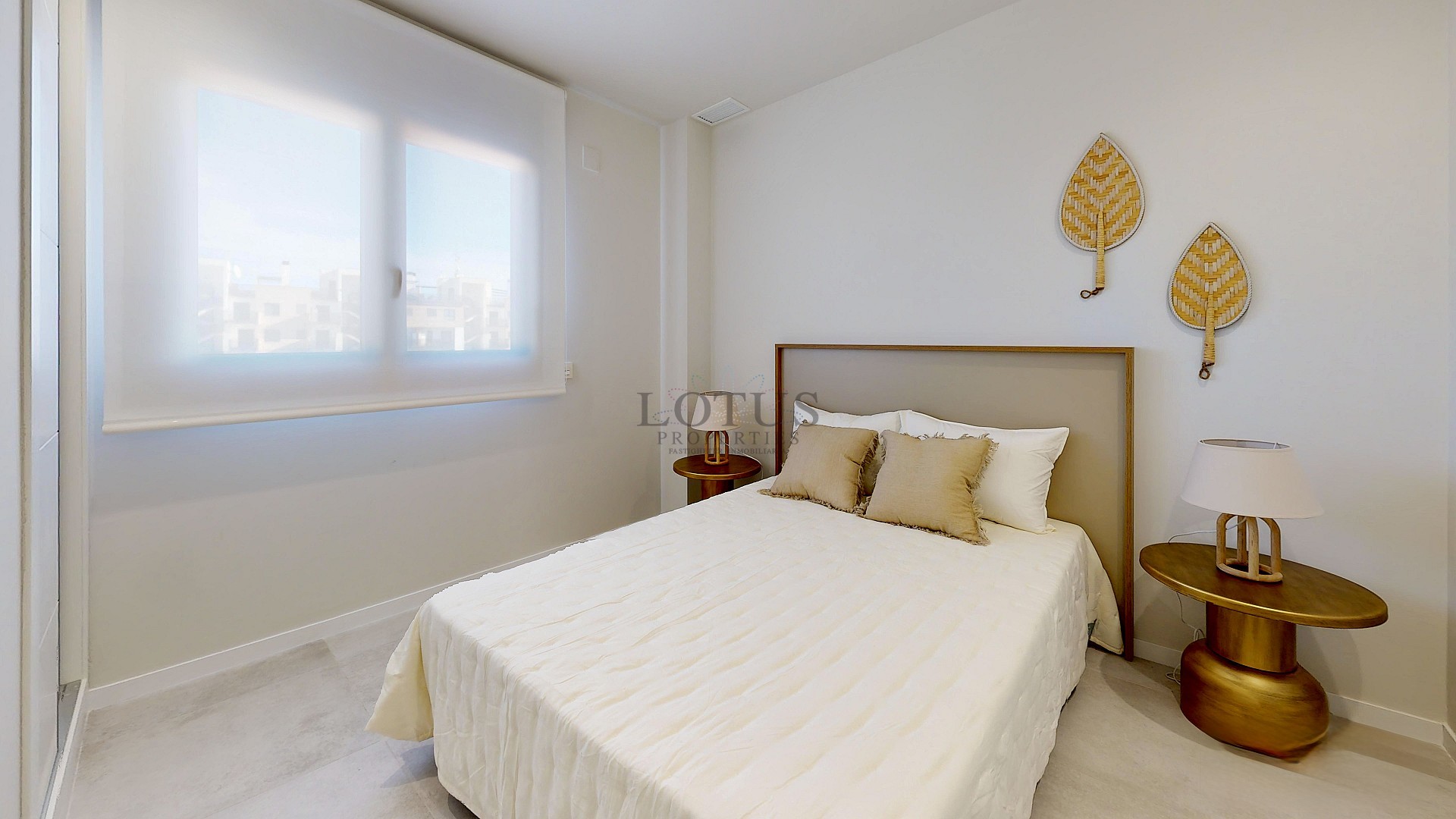 RESIDENCIAL LAGO VARESE - MIL PALMERAS  - Lotus Properties