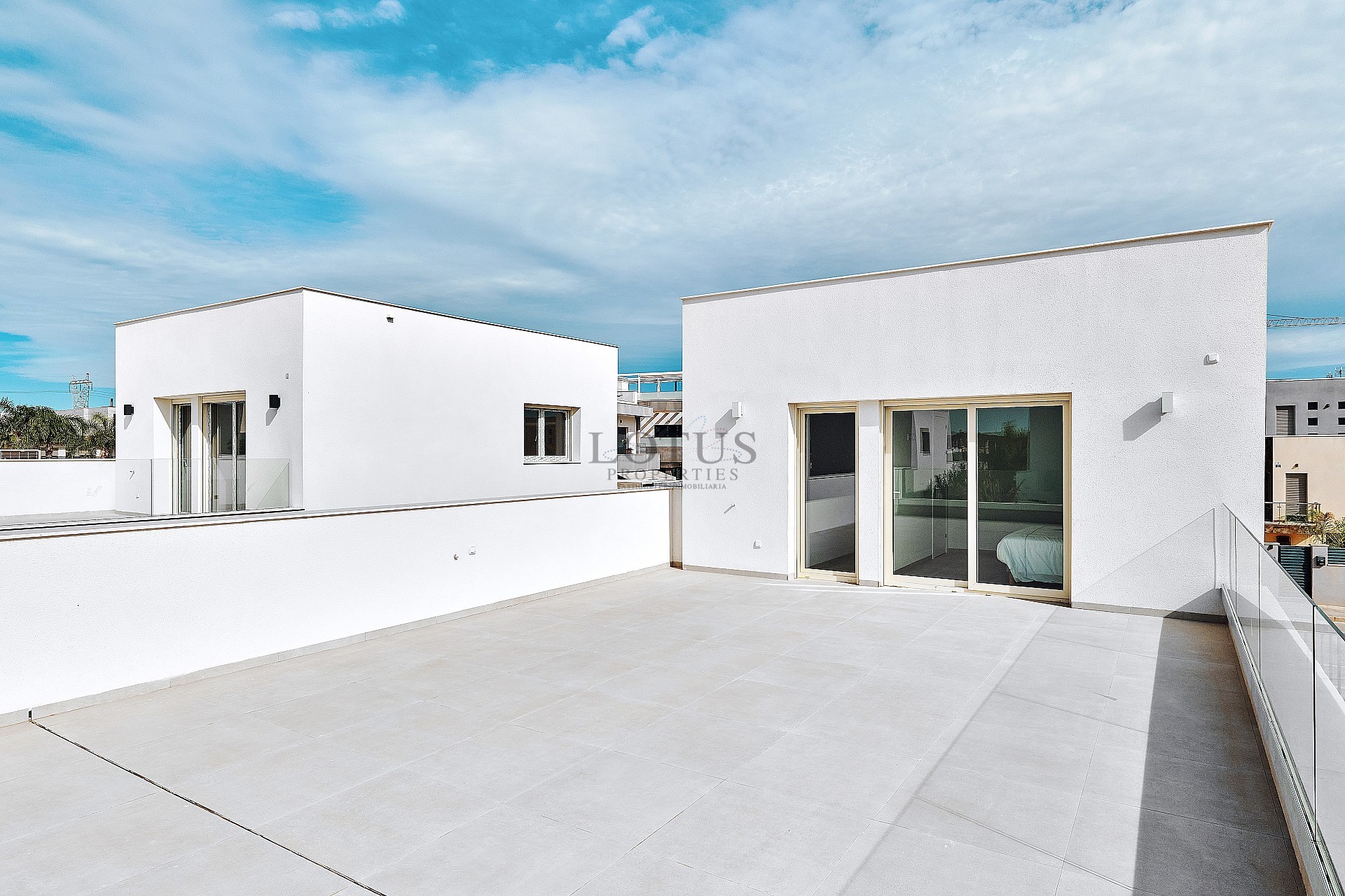 Lotus Properties presenterar – En livsstil i lyx på Costa Blanca - Lotus Properties