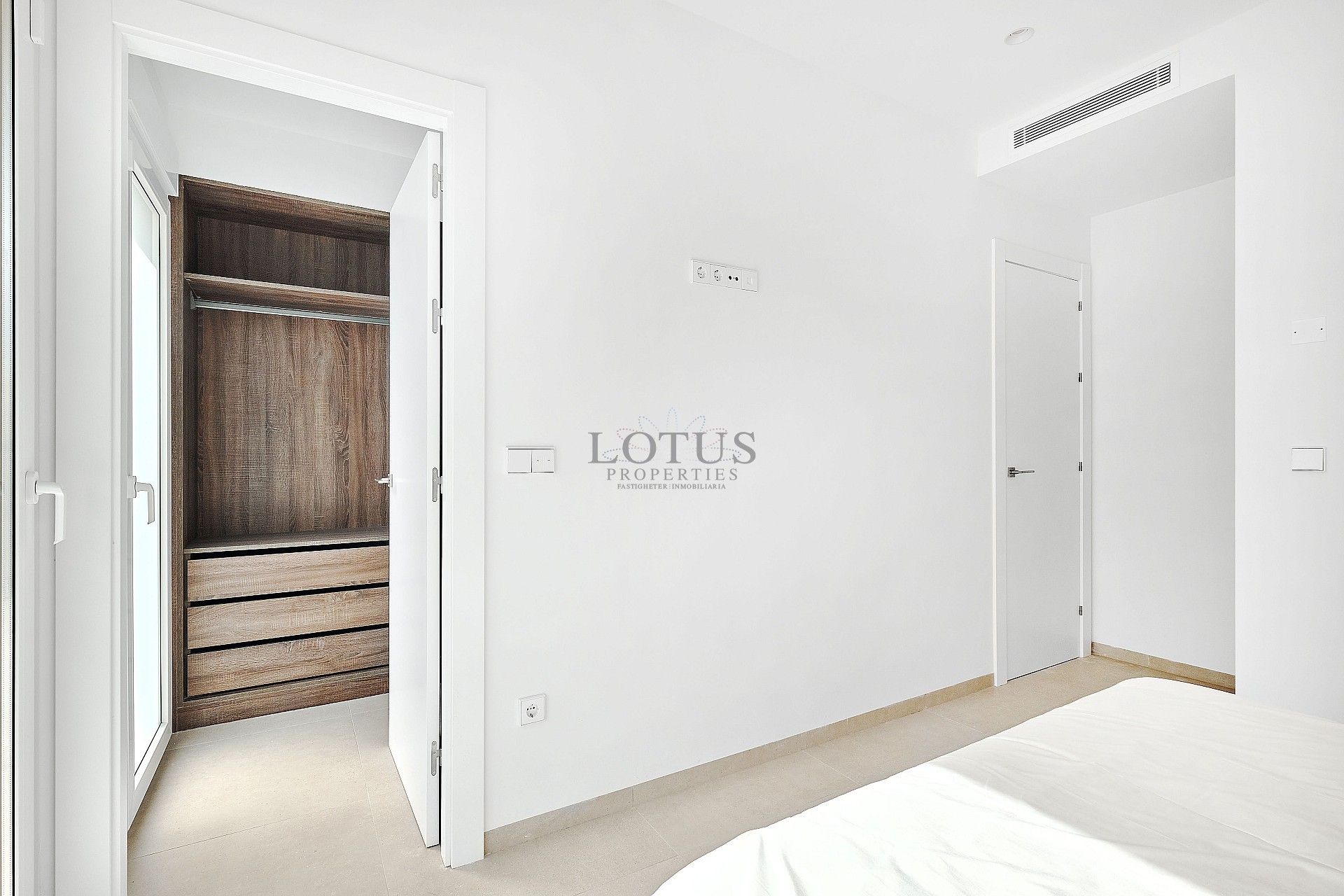 Lotus Properties presenterar – En livsstil i lyx på Costa Blanca - Lotus Properties