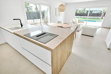 Lotus Properties presenterar – En livsstil i lyx på Costa Blanca - Lotus Properties