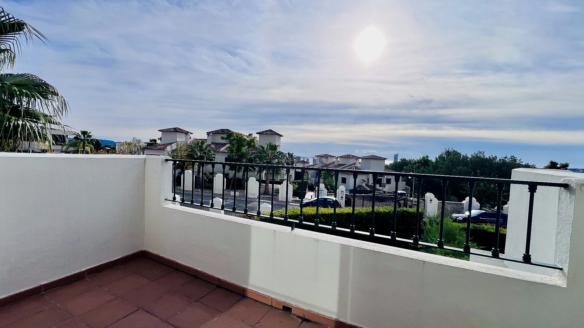 Adosado de esquina de lujo en Golf Bahía – Cerca de Benidorm, playas, golf y parques temáticos - Lotus Properties