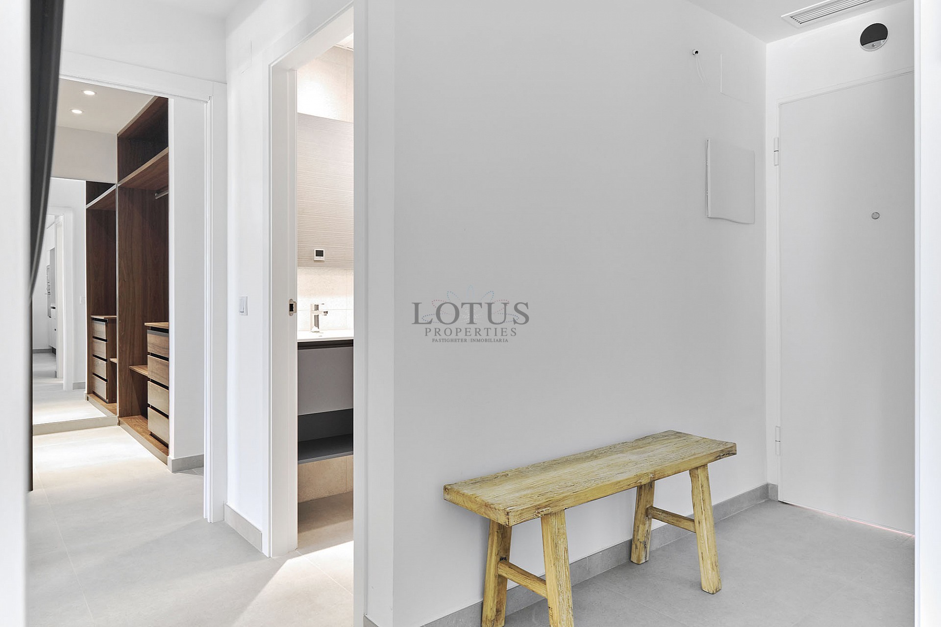 Nuevo resort mediterráneo a 300 m del mar - Torrevieja - Lotus Properties