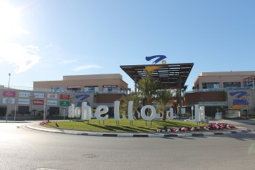 Vivienda Exclusiva junto al Golf de Villamartín – Hogar Moderno en Ubicación Privilegiada cerca de La Zenia Boulevard - Lotus Properties