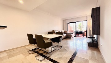 Vivienda Exclusiva junto al Golf de Villamartín – Hogar Moderno en Ubicación Privilegiada cerca de La Zenia Boulevard - Lotus Properties