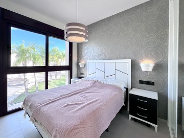 Exklusiv hörn tak-bungalow med 3 sovrum i Los Balcones - Lotus Properties